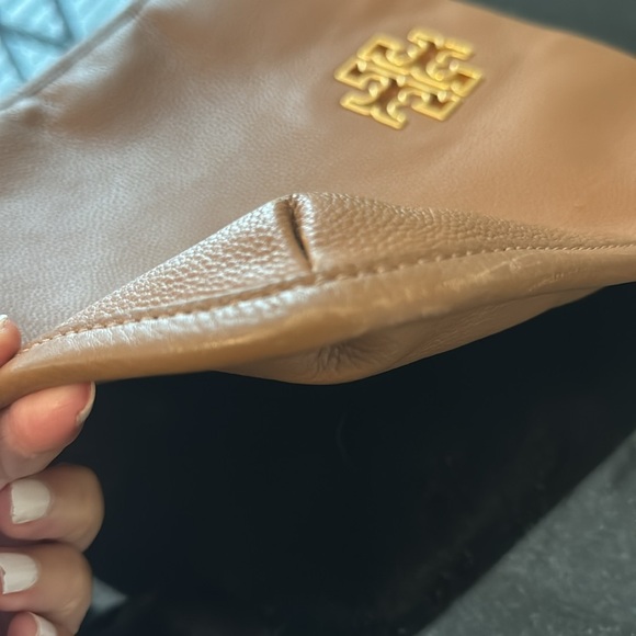 Tory Burch Pebbled Leather Shoulder/Crossbody Gold Chain Bag 12”X12” - Picture 2 of 9